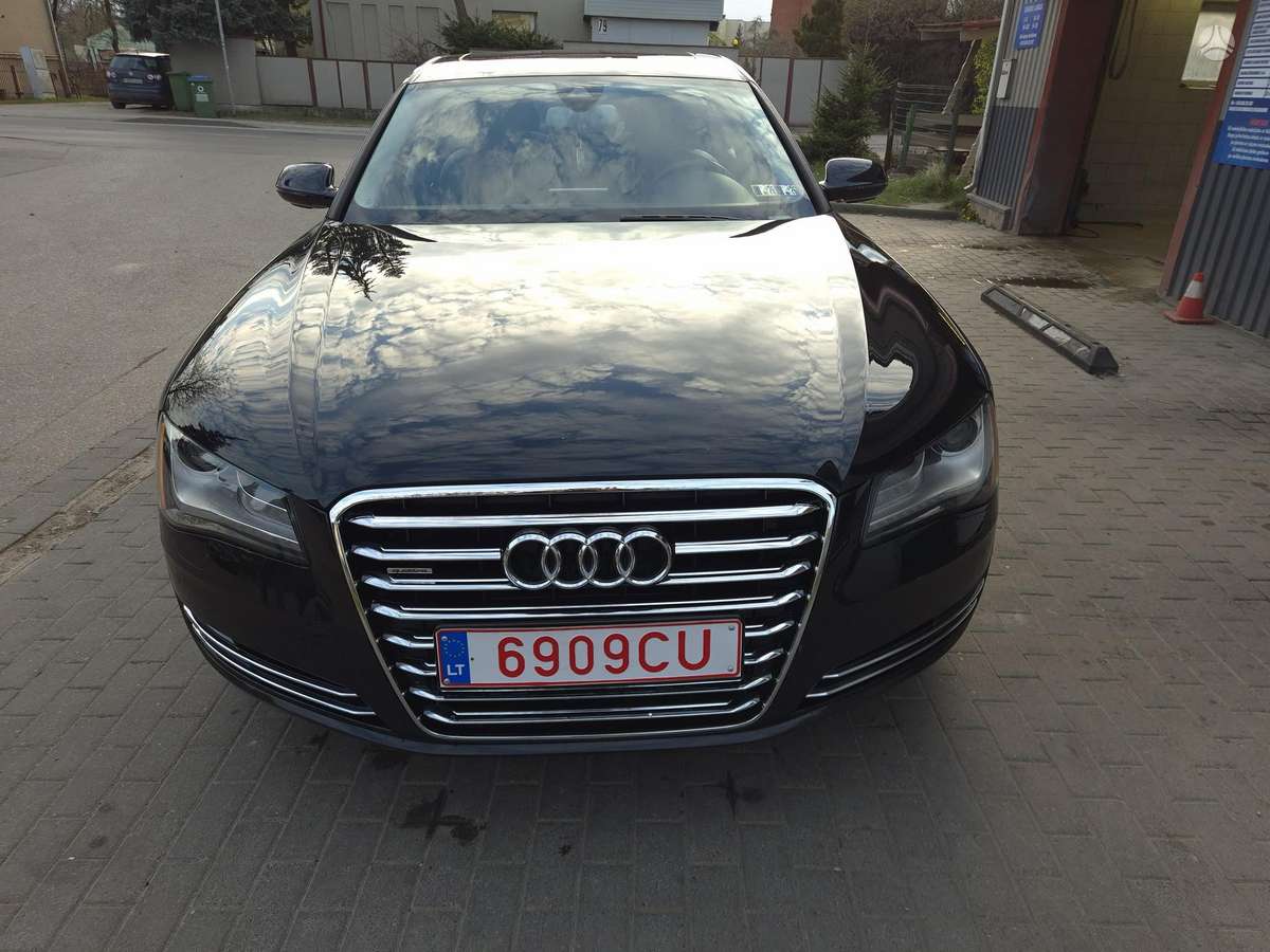 Audi A8 L, 3.0 l., Седан
