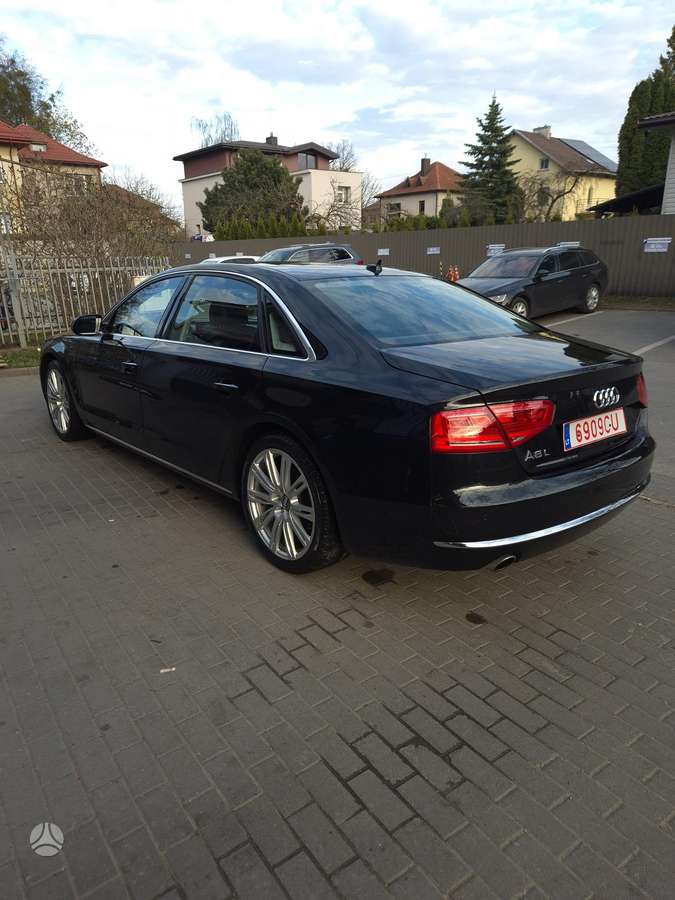 Audi A8 L, 3.0 l., Седан