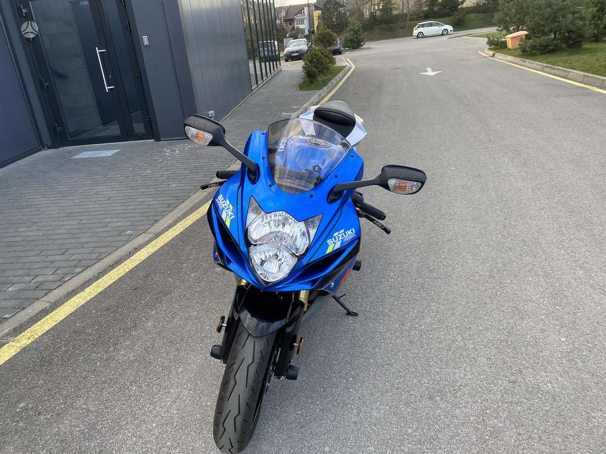 Suzuki GSX-R 750cc, superbikes