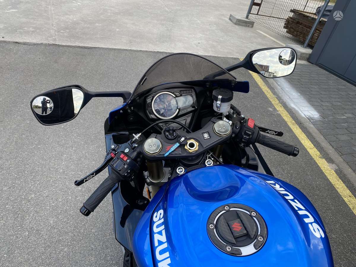 Suzuki GSX-R 750cc, superbikes
