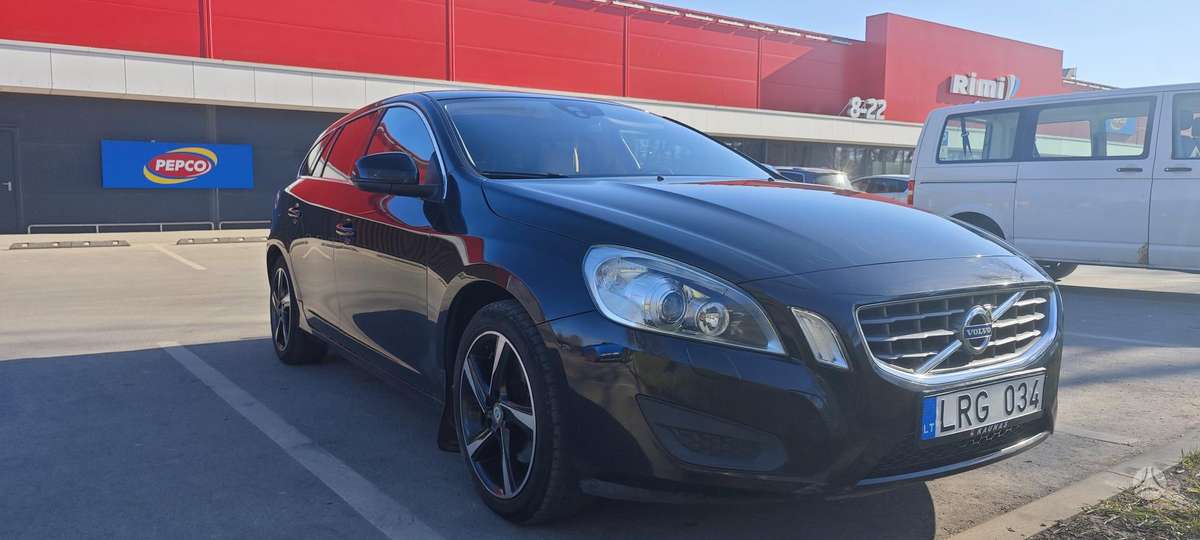 Volvo V60, 2.0 l., Универсал