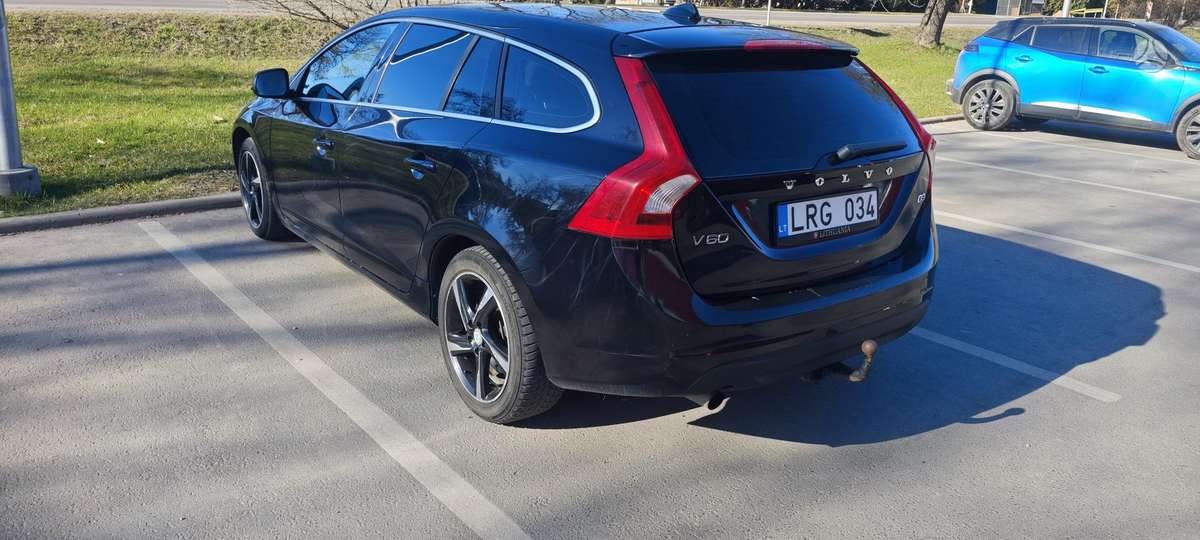 Volvo V60, 2.0 l., Универсал