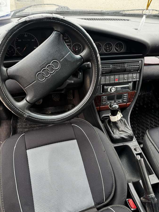 Audi A6, 2.5 l., universalas