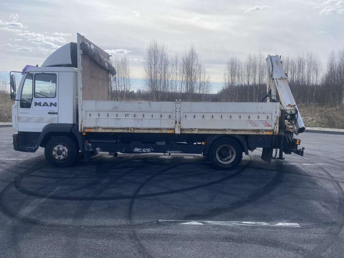 MAN L2000, crane trucks