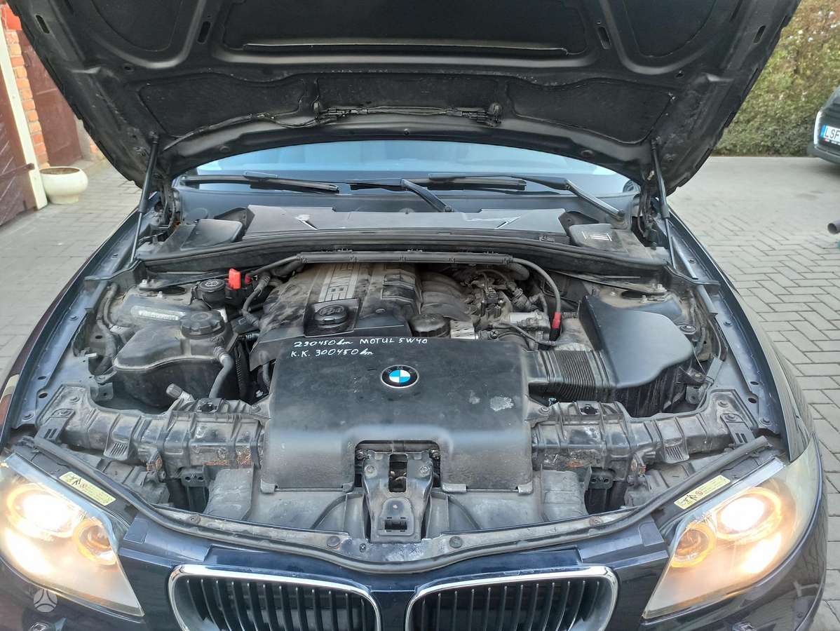 BMW 118, 2.0 l., hatchback