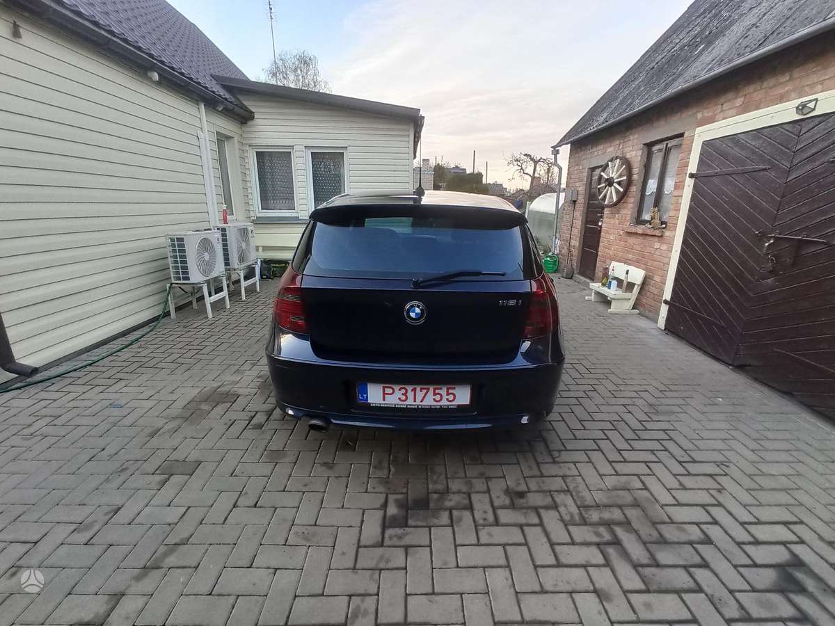 BMW 118, 2.0 l., hatchback