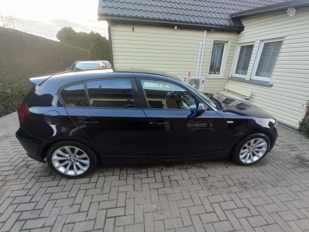 BMW 118, 2.0 l., hatchback