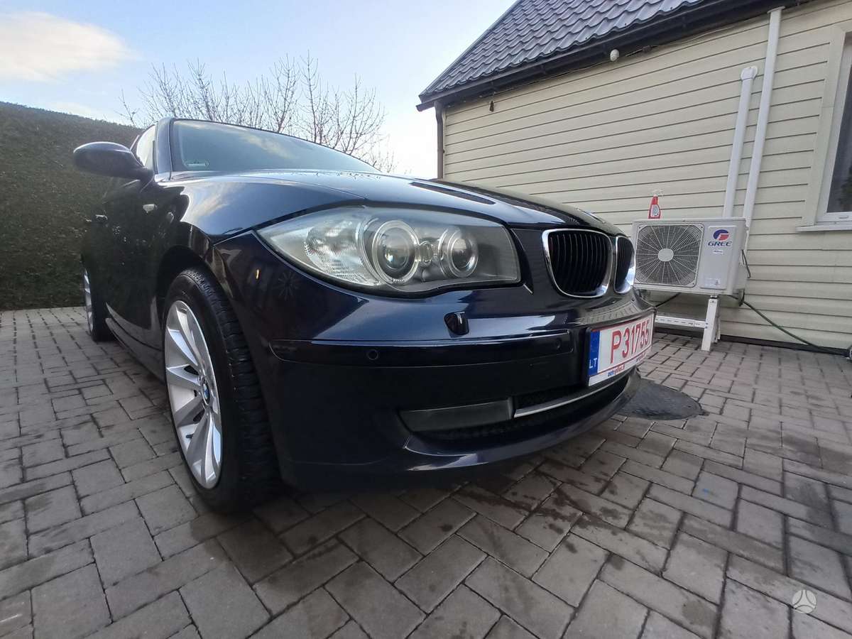 BMW 118, 2.0 l., hatchback