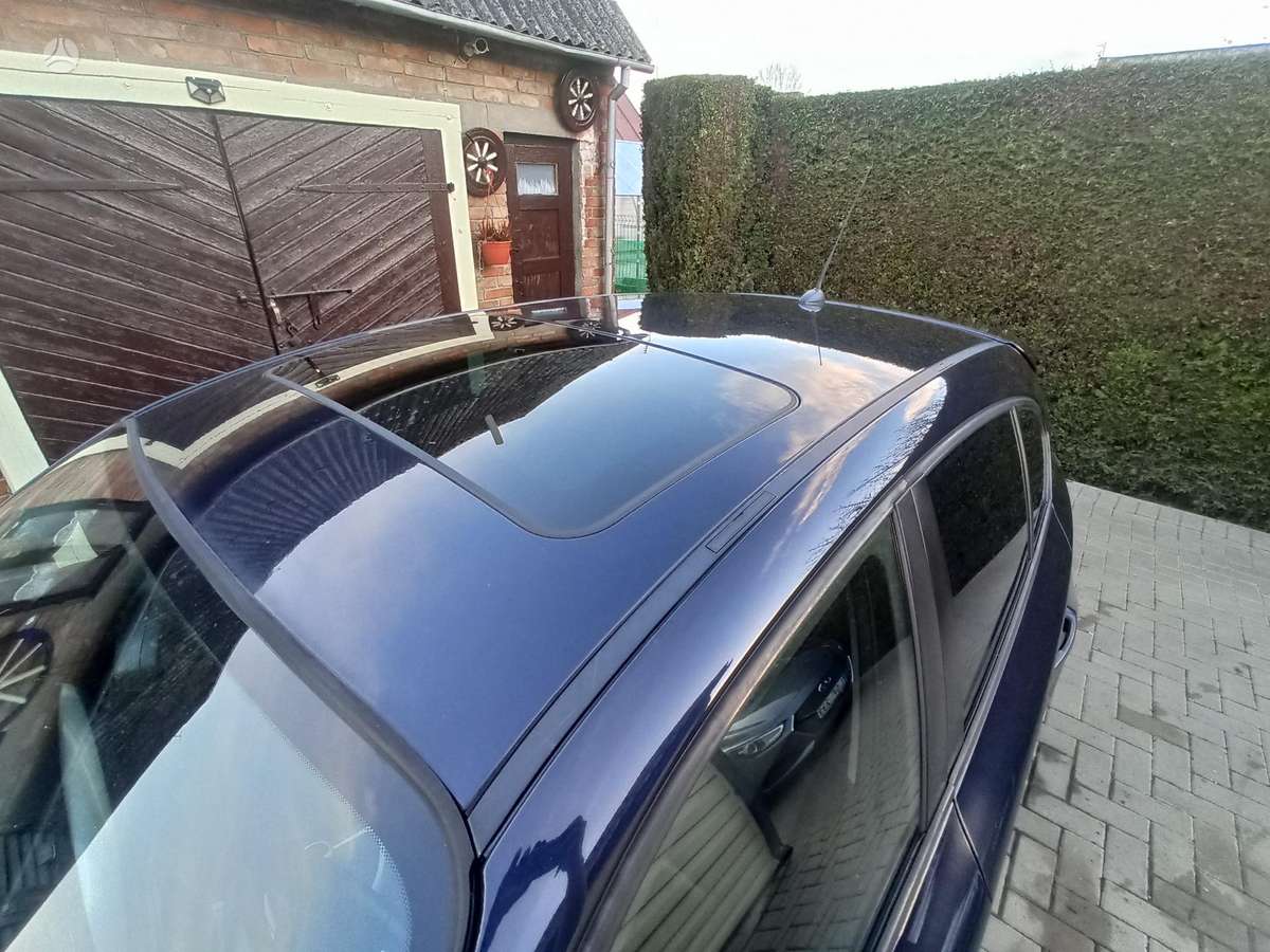 BMW 118, 2.0 l., hatchback