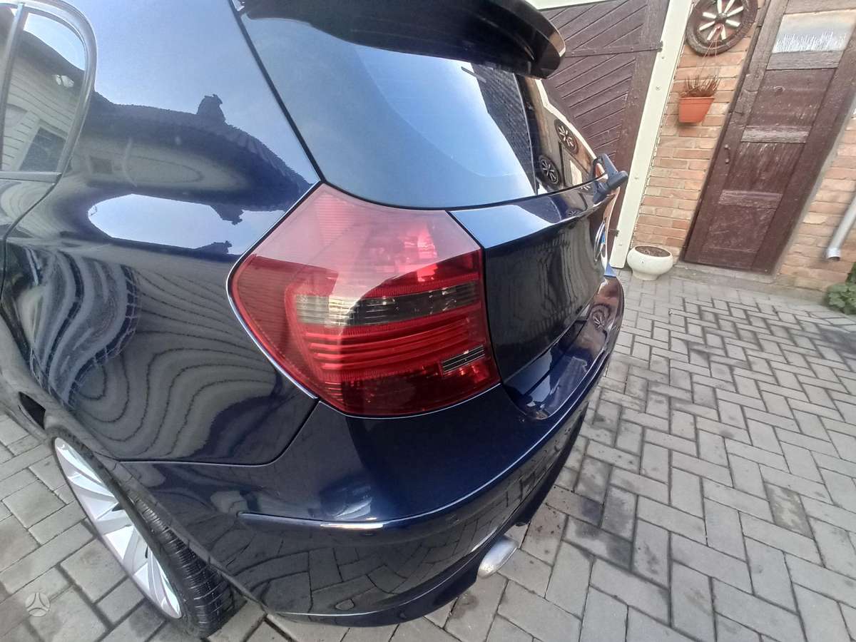 BMW 118, 2.0 l., hatchback
