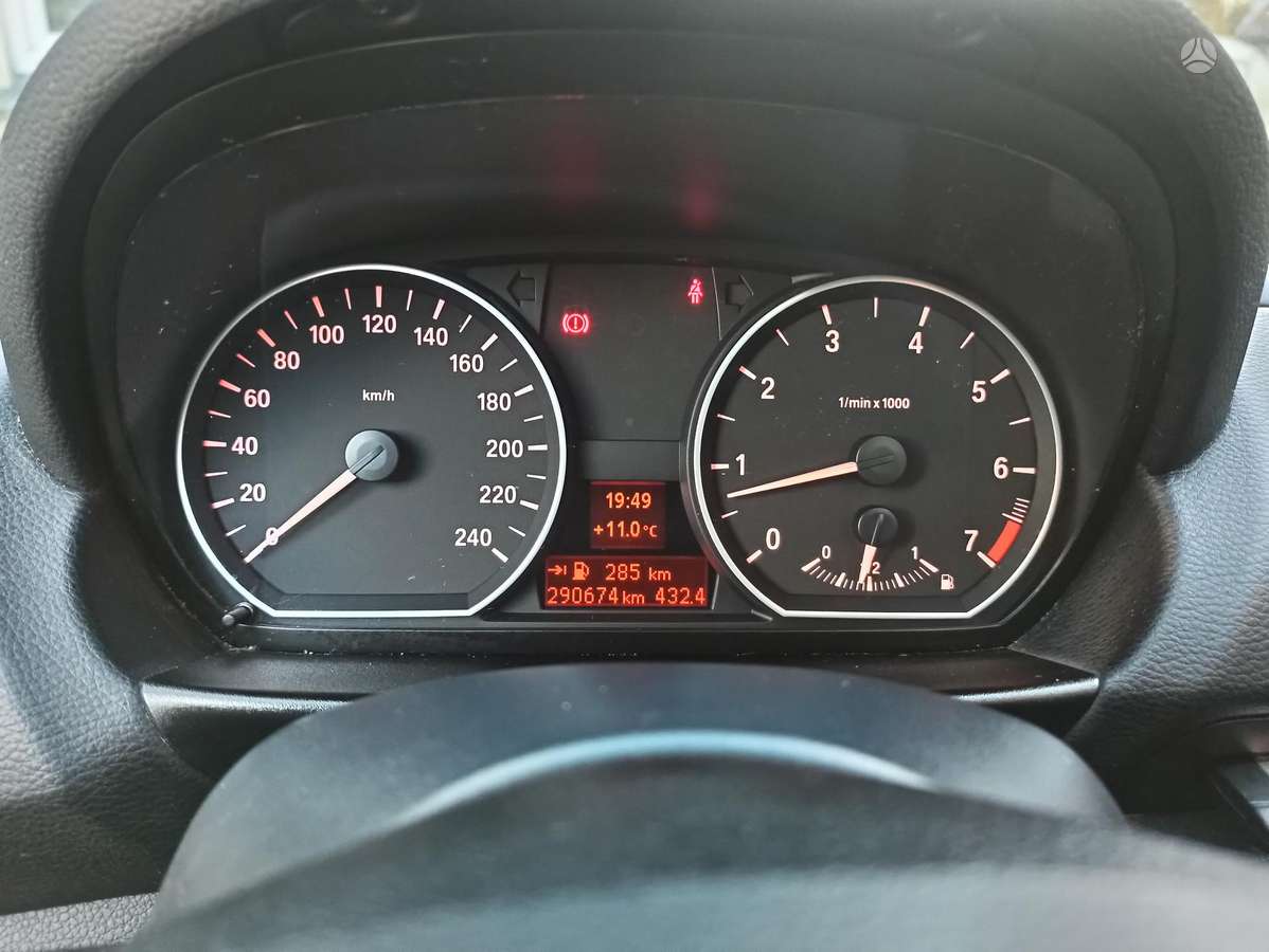 BMW 118, 2.0 l., hatchback