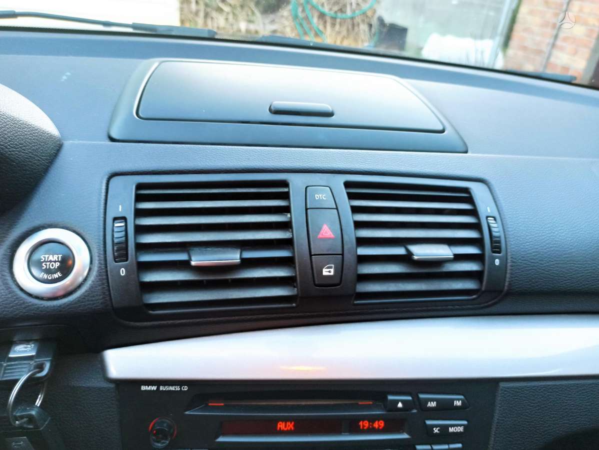 BMW 118, 2.0 l., hatchback