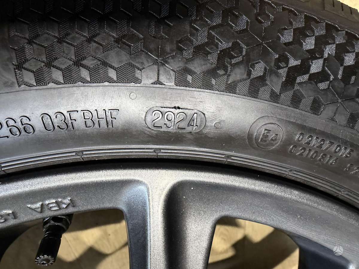 Audi A6 su padangomis, light alloy, R17