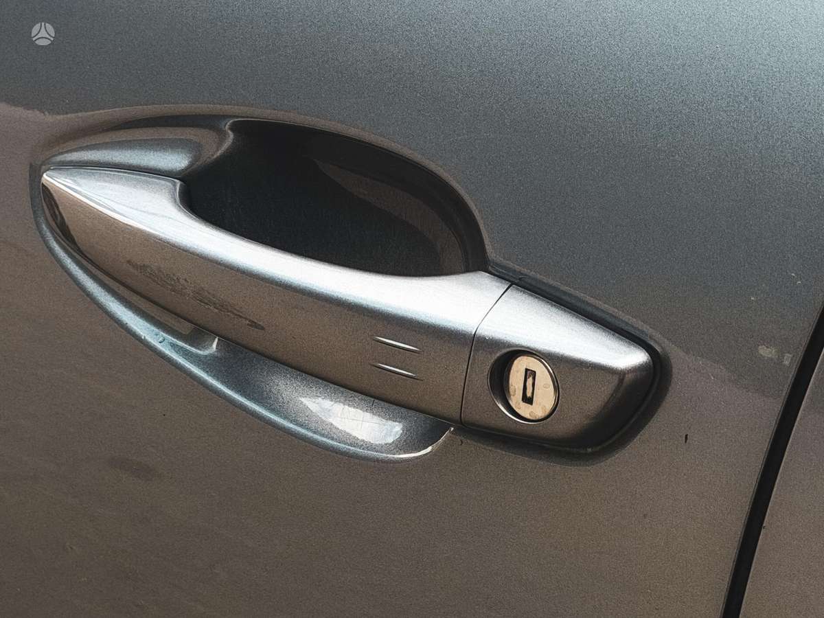 Peugeot 5008 - 10