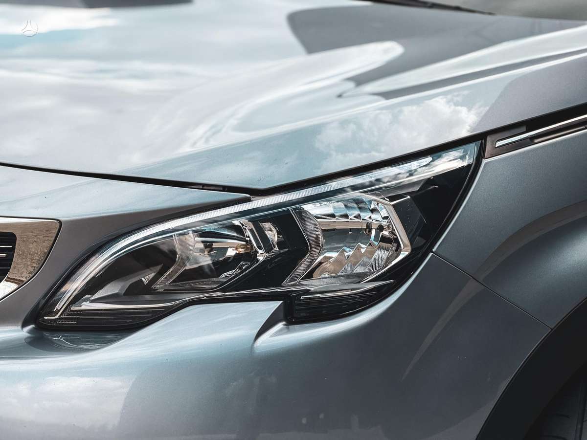 Peugeot 5008 - 11