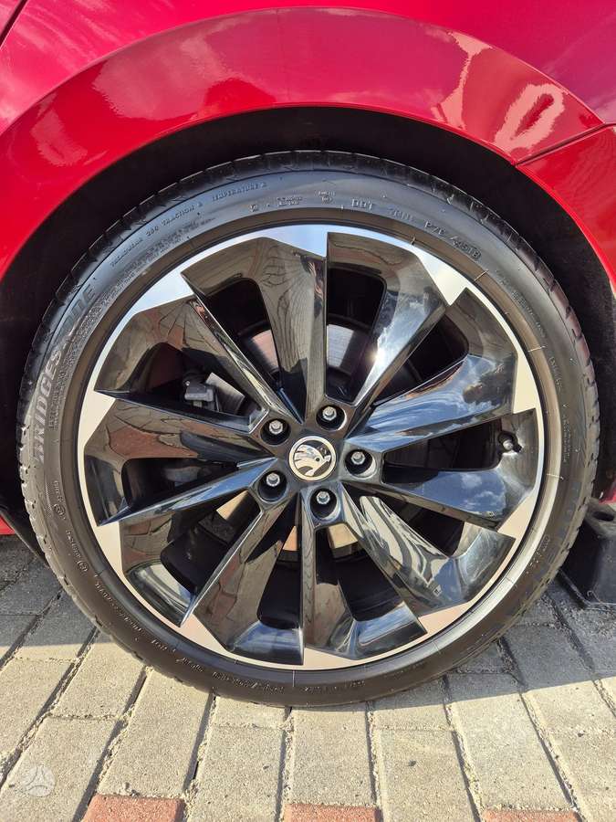 Skoda Superb, 2.0 l., wagon