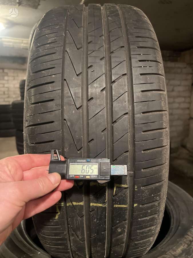 Hankook VentusS1EVO2 SUV, summer 235/50 R19