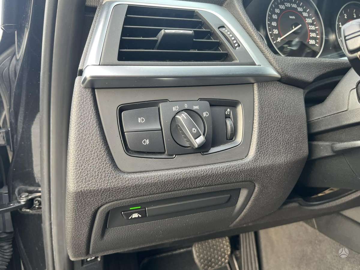 BMW 320, 2.0 l., universalas