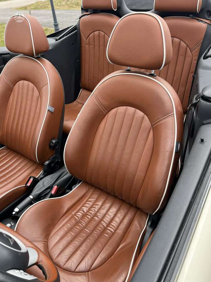 Mini Cooper, 1.6 l., convertible