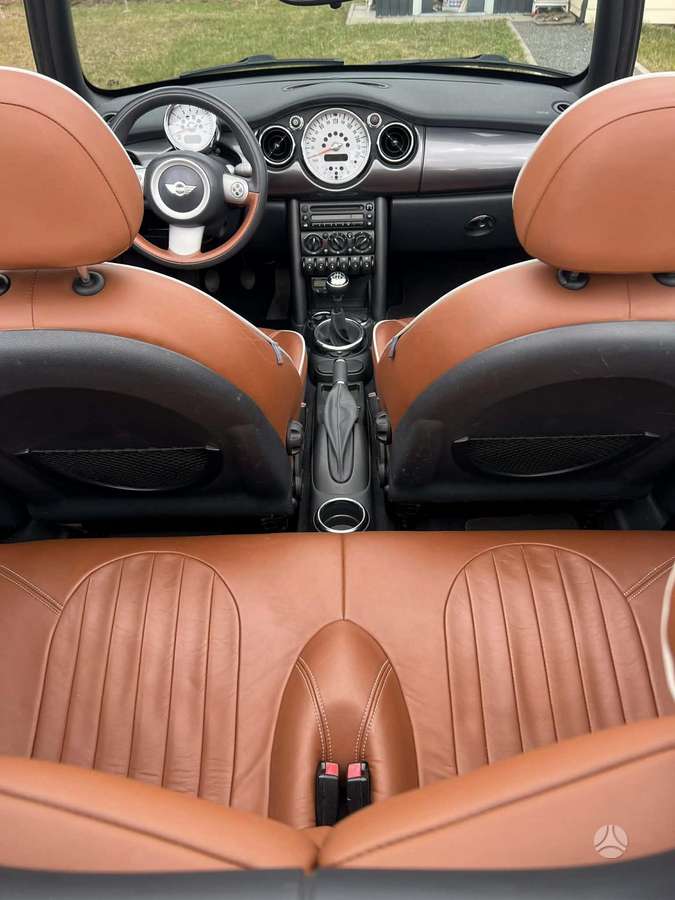 Mini Cooper, 1.6 l., convertible