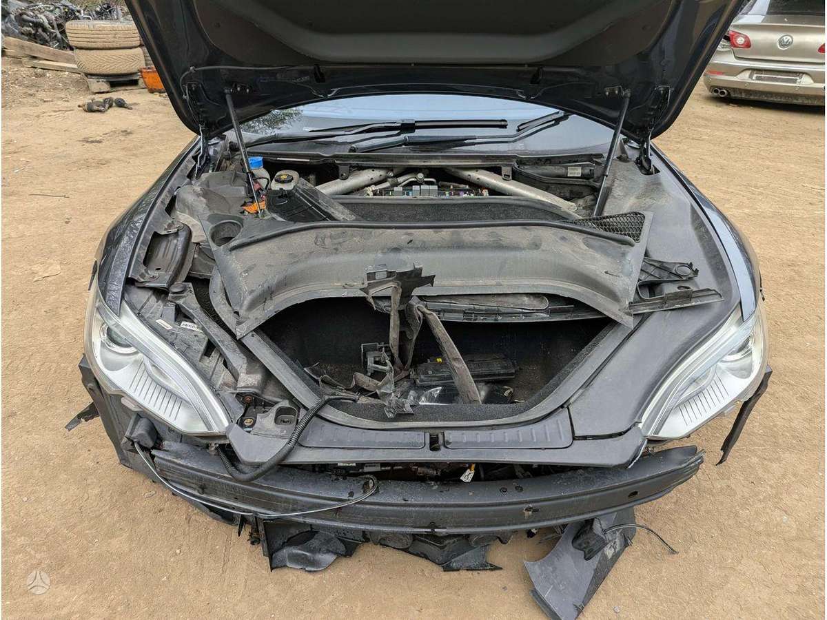 Tesla Model S variklis