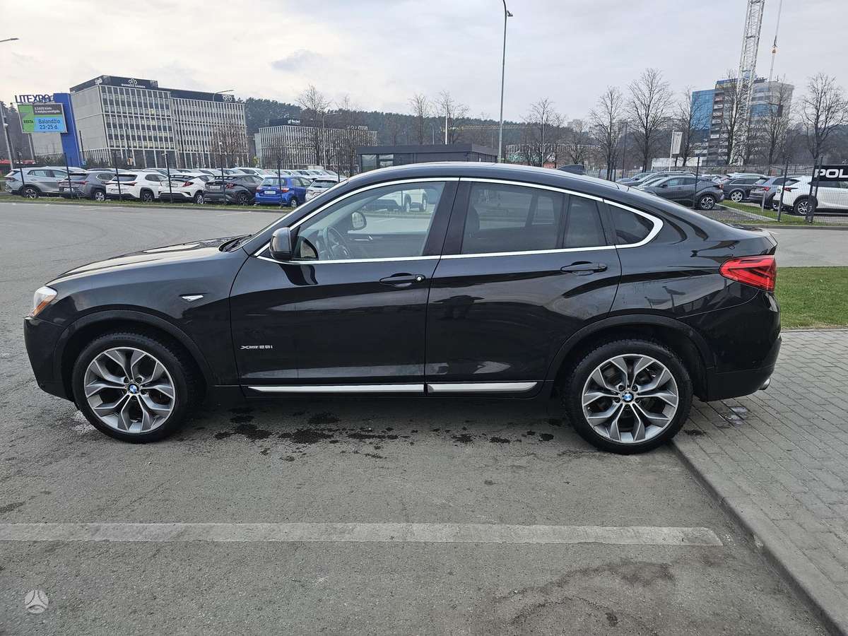BMW X4, 2.0 l., off-road / crossover