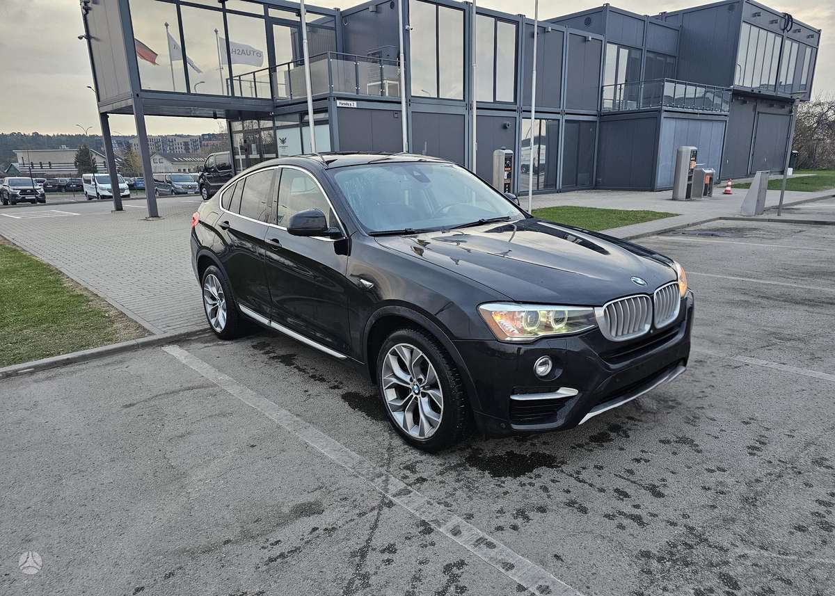 BMW X4, 2.0 l., off-road / crossover