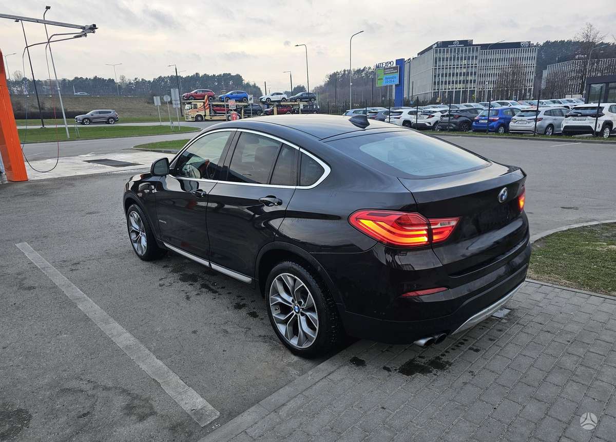 BMW X4, 2.0 l., off-road / crossover
