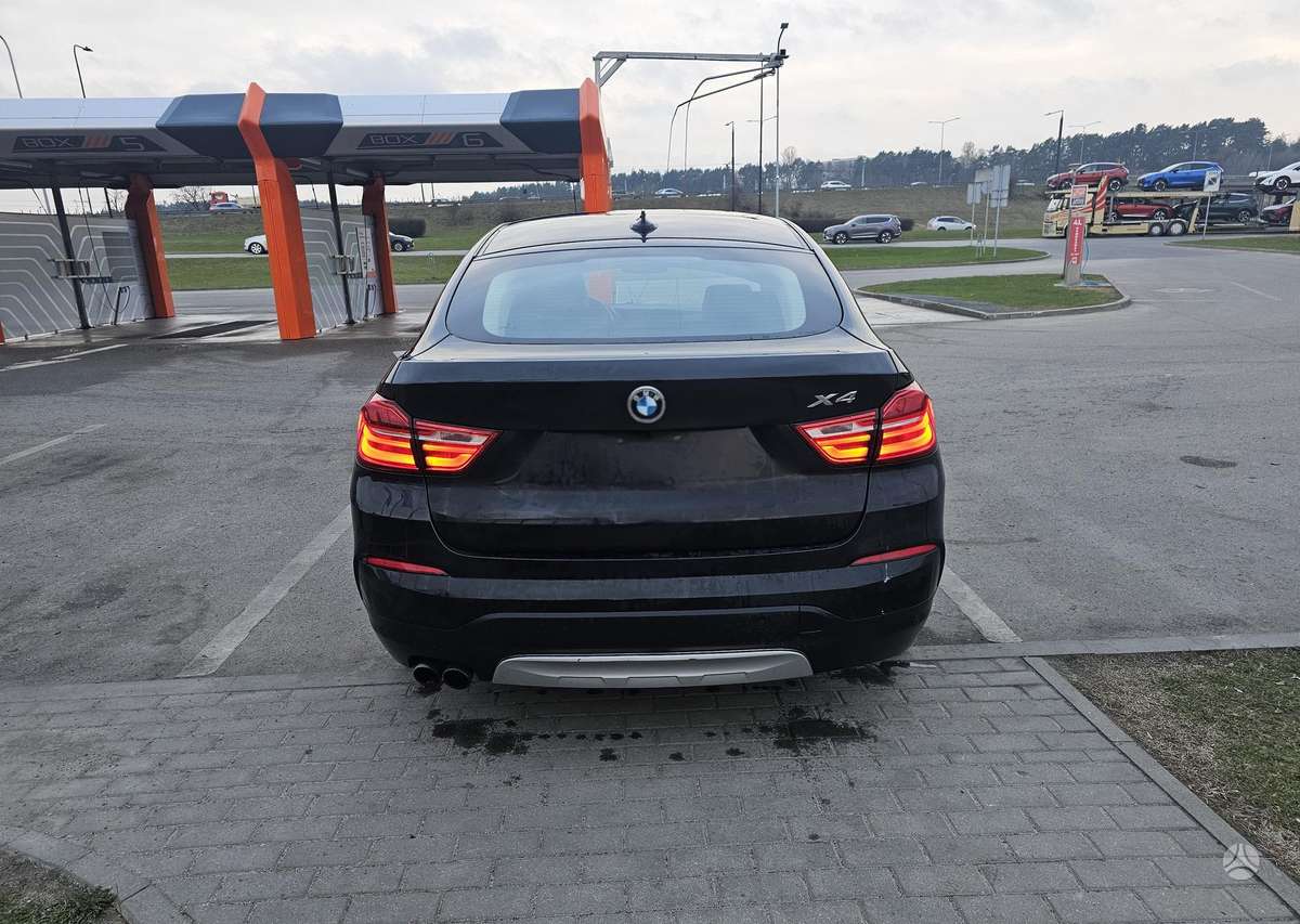 BMW X4, 2.0 l., off-road / crossover