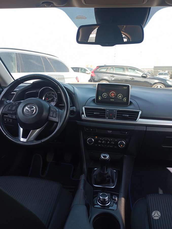 Mazda 3, 2.2 l., hatchback