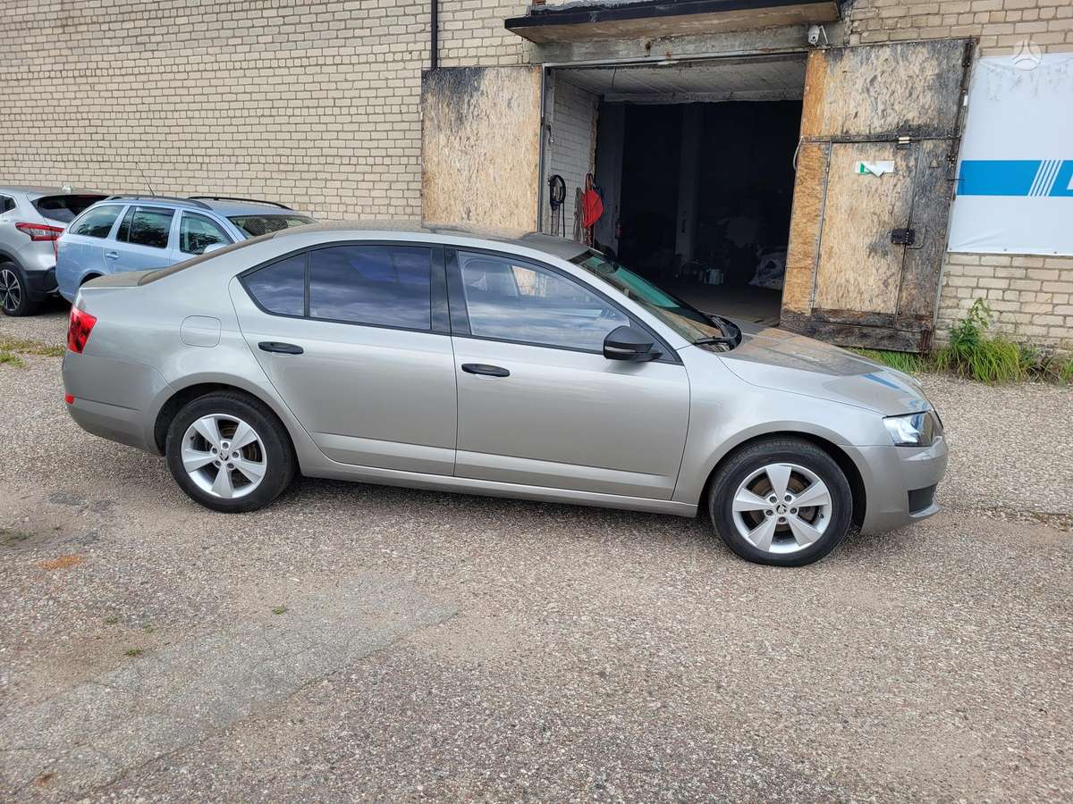 Škoda Octavia - 5