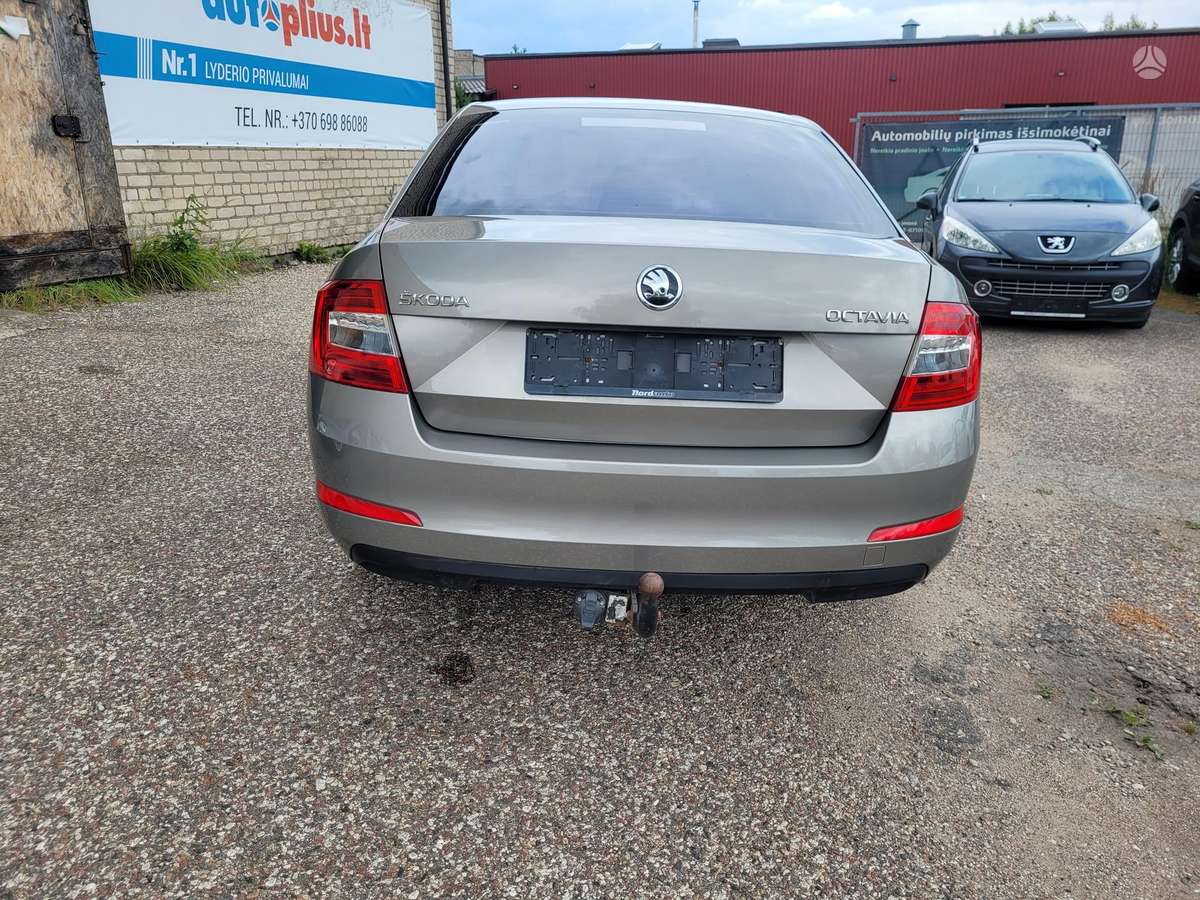 Škoda Octavia - 10