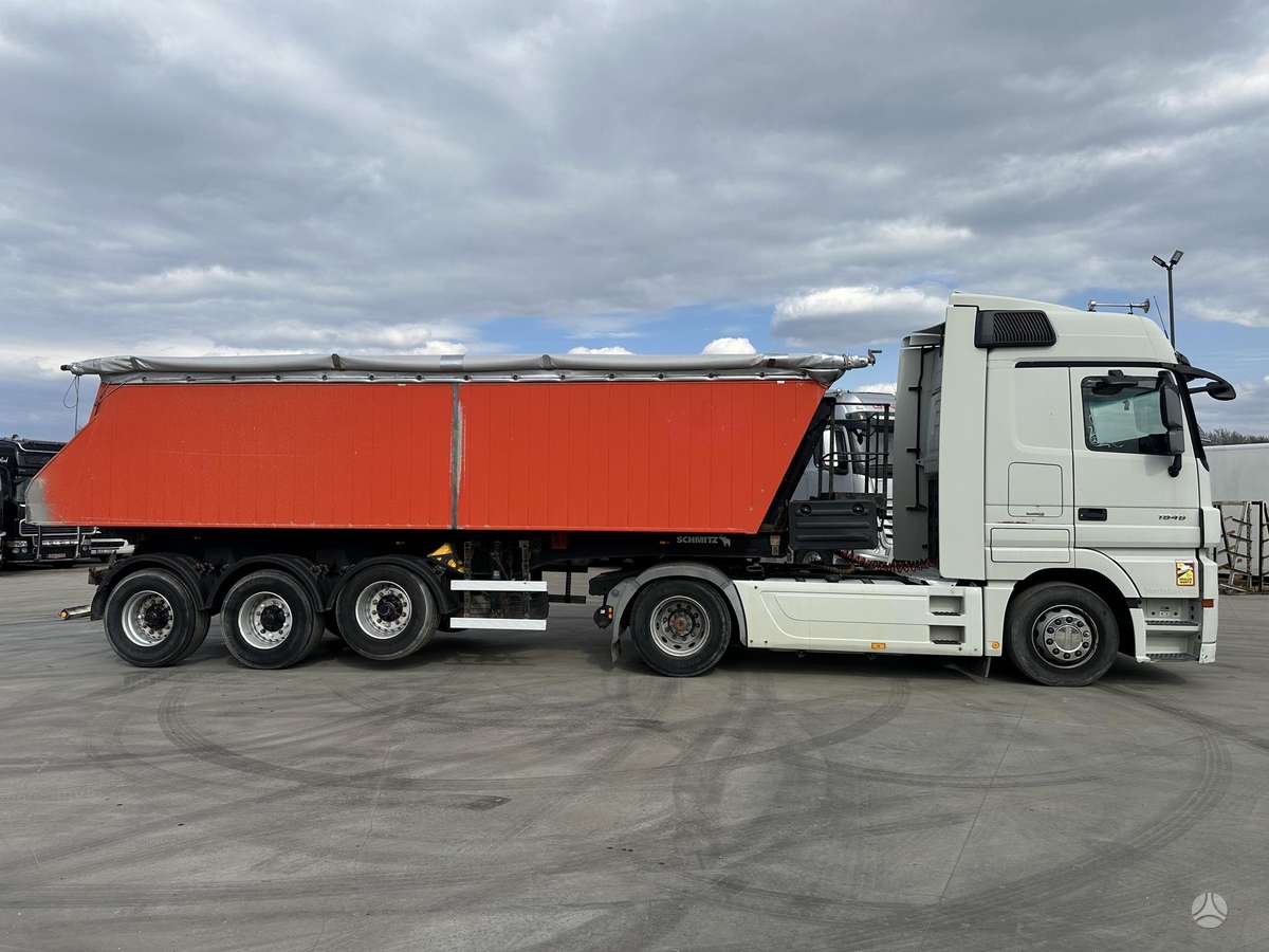 Mercedes-Benz Actros, double sleeper