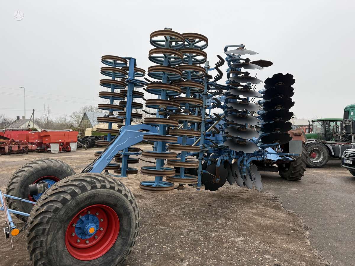 Lemken Rubin 10/500, scrapers, scrubbers