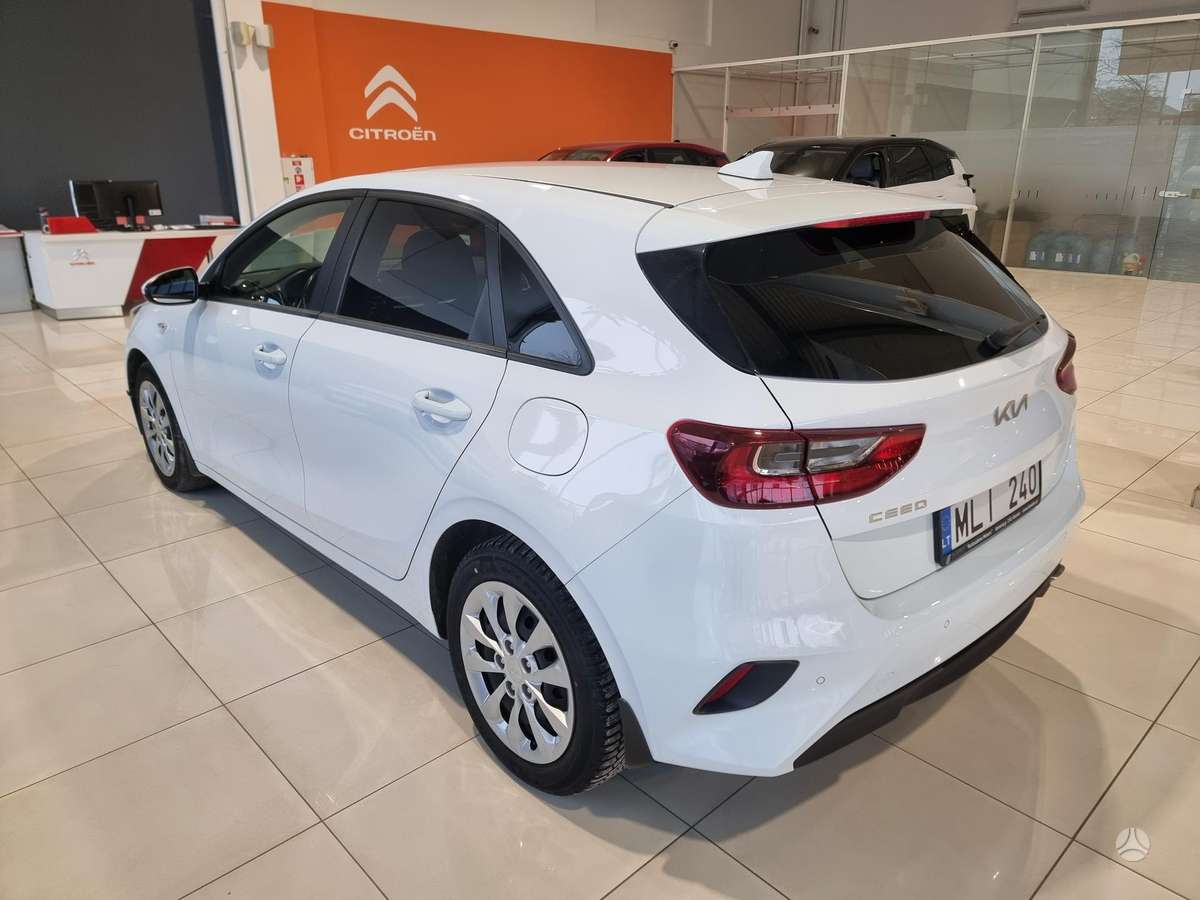 Kia Ceed, 1.6 l., hatchback