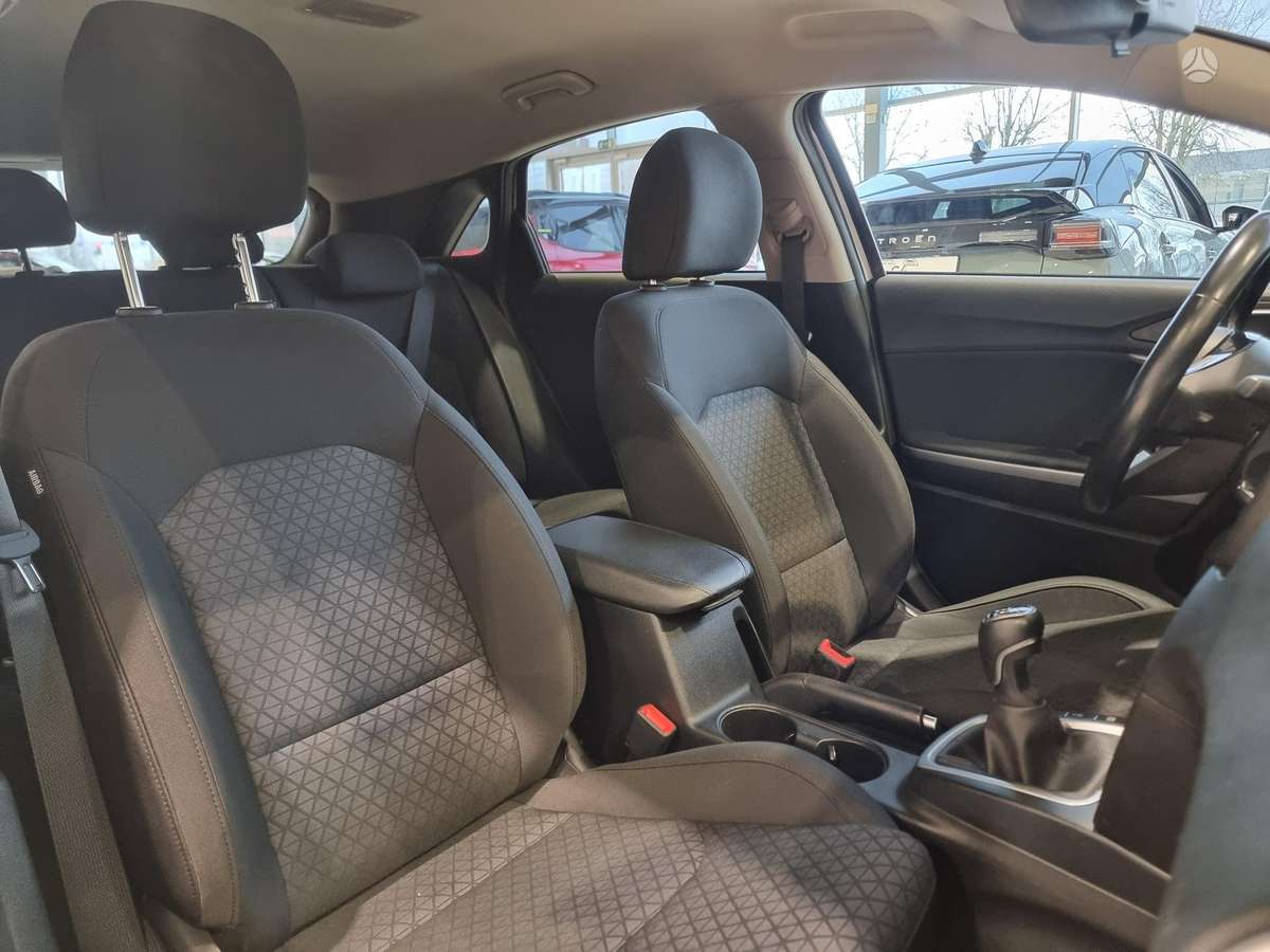 Kia Ceed, 1.6 l., hatchback