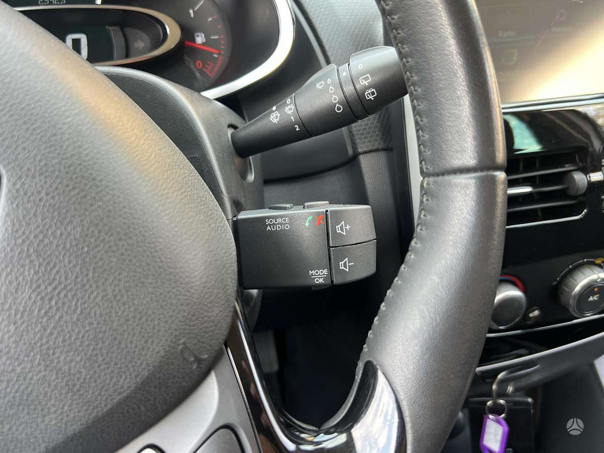 Renault Clio, 0.9 l., hatchback