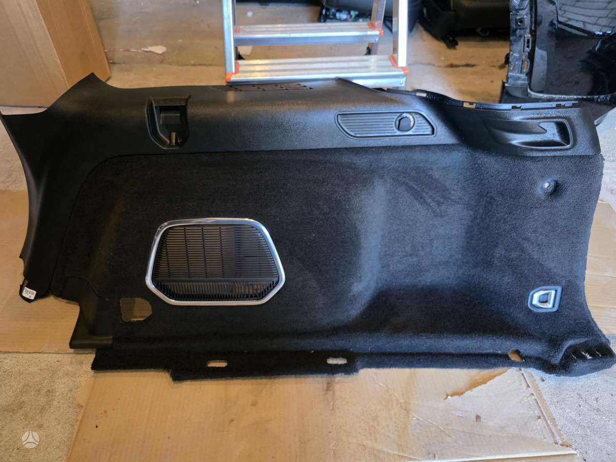 Jeep Grand Cherokee детали кузова