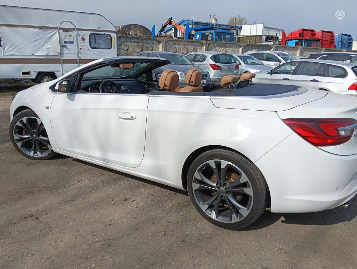 Opel Cascada, 2.0 l., Кабриолет