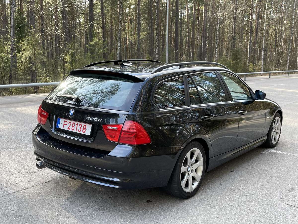 BMW 320, wagon