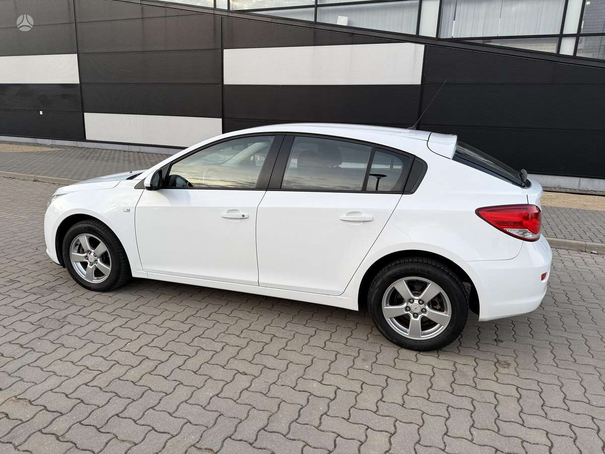 Chevrolet Cruze, 1.8 l., hatchback