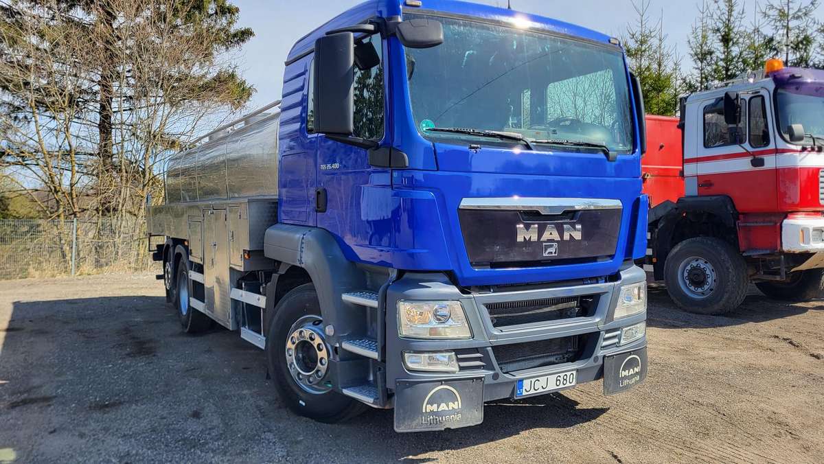 MAN TGS 26.400, milk trucks