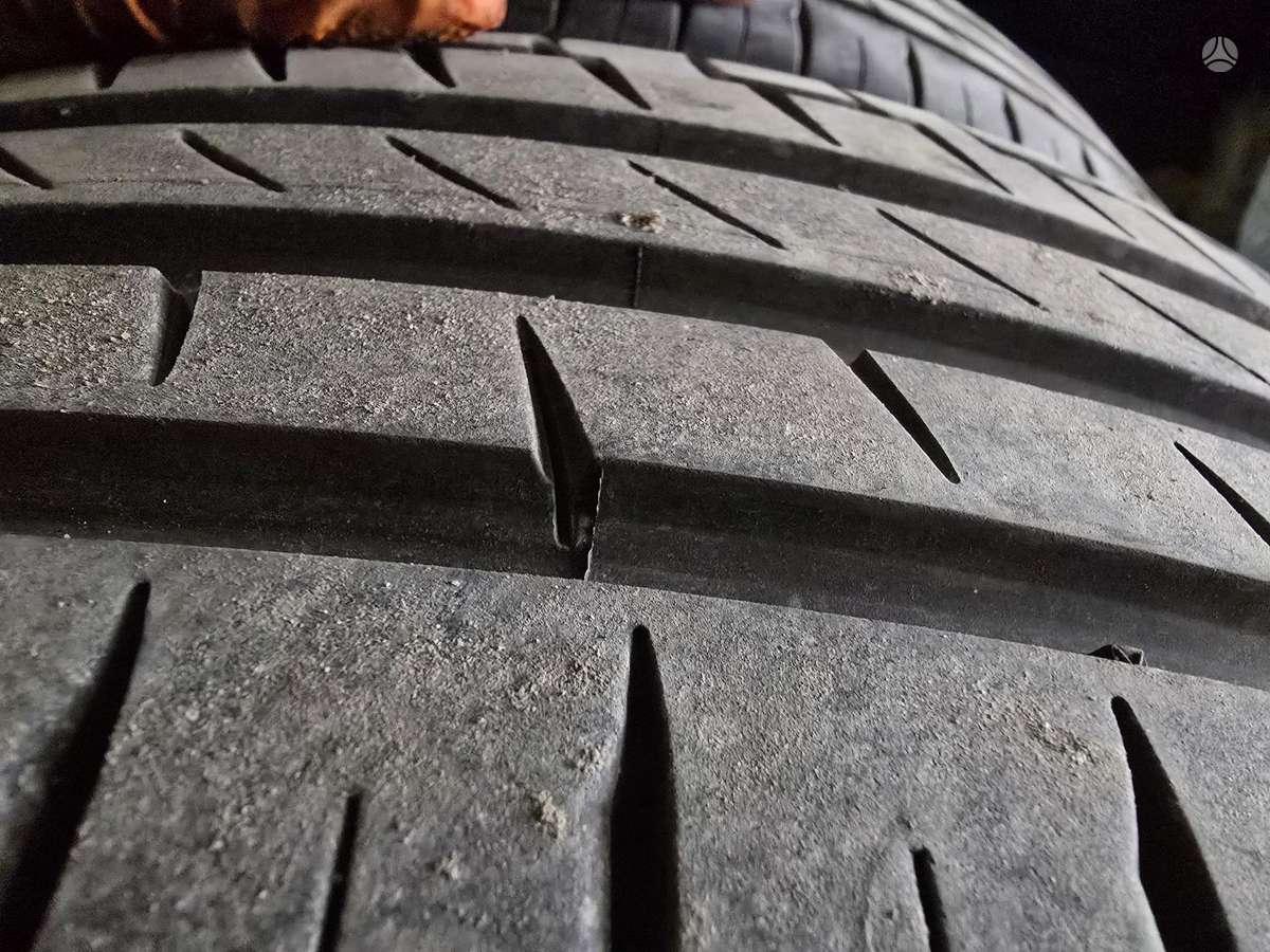 Continental, летние 235/45 R20