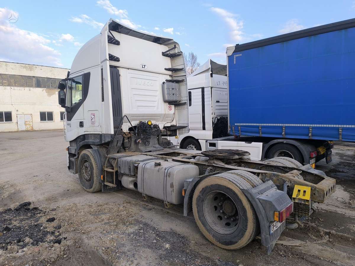 Iveco Stralis 450, double sleeper