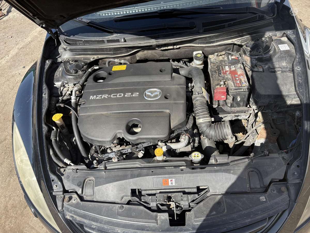 Mazda 6 37068366700