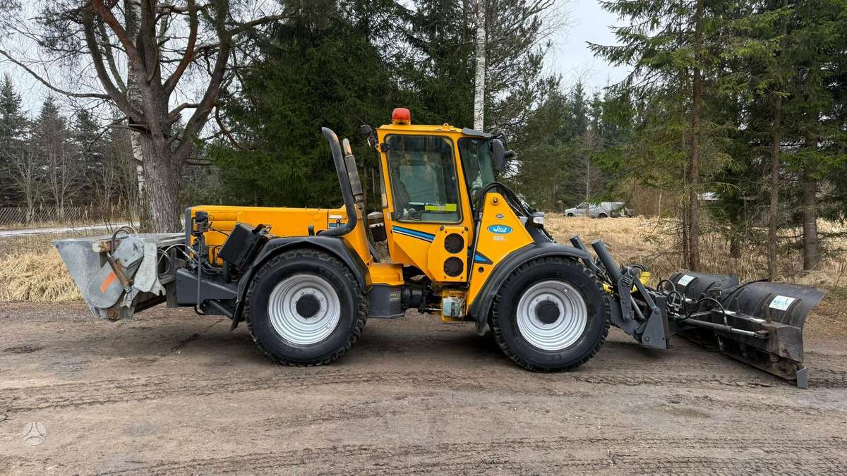 -Kita- Wille 655C, frontal loader