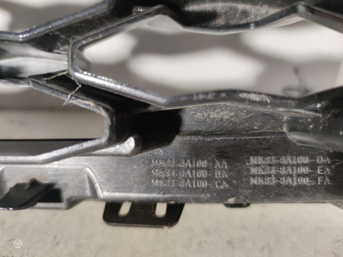 Jaguar F-Pace, MK838A100, front grill