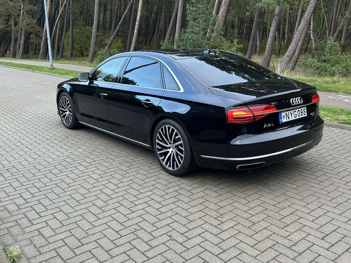 Audi A8 L, 4.0 l., Седан