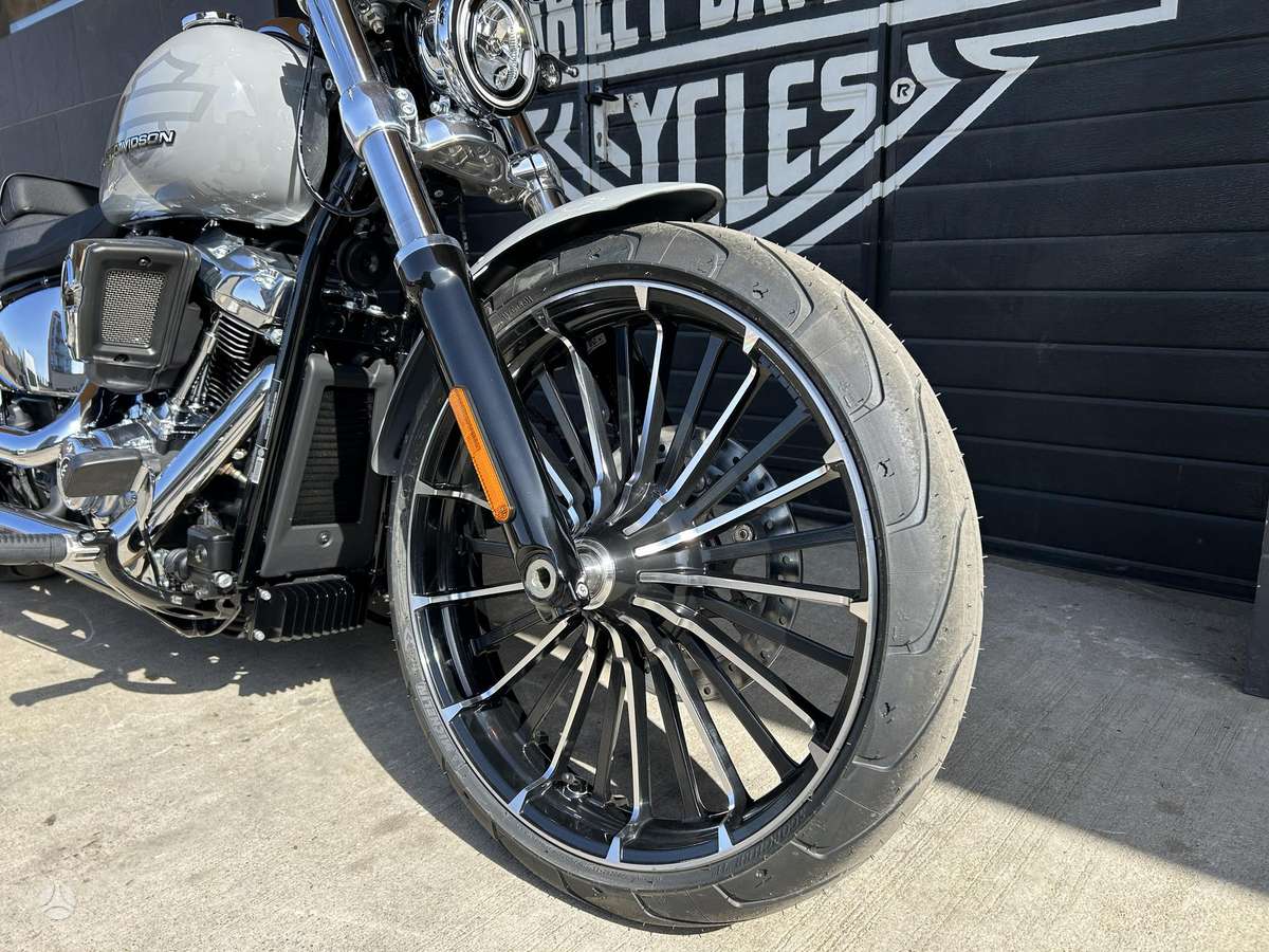 Harley-Davidson BREAKOUT 1923cc, чопперы / круизеры / custom