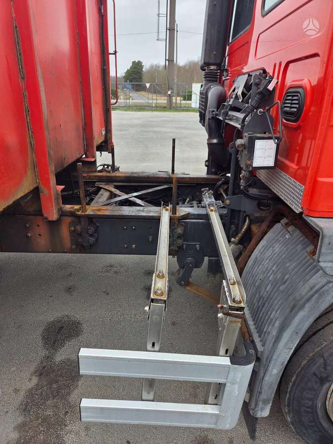 Volvo FL220 4X2, ar krānu